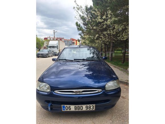 Sahibinden Ford Escort 1.6 Ghia 1999 Model