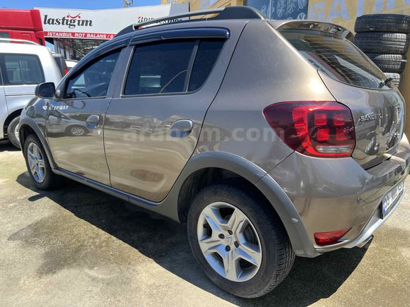 Galeriden Dacia Sandero 1.5 BlueDCI Stepway 2019 Model Samsun