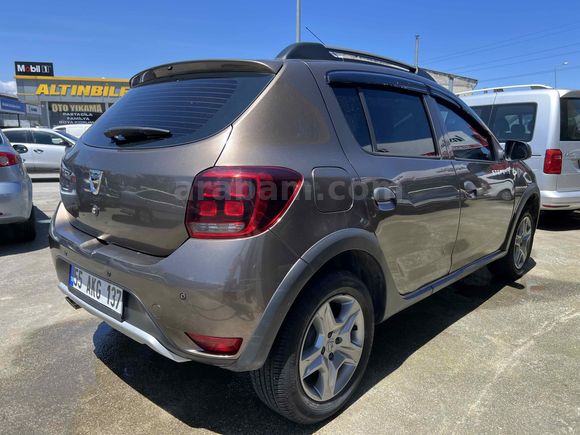 Galeriden Dacia Sandero 1.5 BlueDCI Stepway 2019 Model Samsun