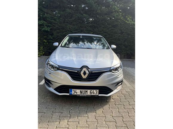 Memurdan ve İlk sahibinden Renault Megane 1.3 TCe Touch 2025 Model 