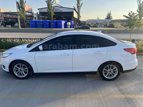 Sahibinden Ford Focus 1.6 Ti-VCT Trend X 2015 Model Beyaz