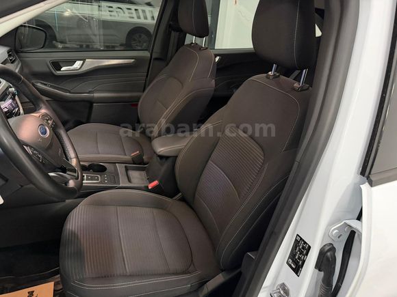 Sahibinden Ford Kuga 1.5 EcoBlue Titanium 2022 Model
