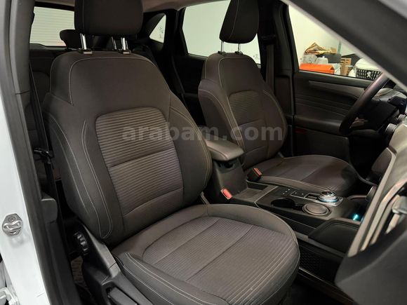 Sahibinden Ford Kuga 1.5 EcoBlue Titanium 2022 Model