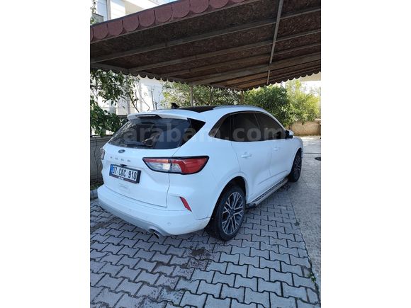 Sahibinden Ford Kuga 1.5 EcoBlue Titanium 2022 Model