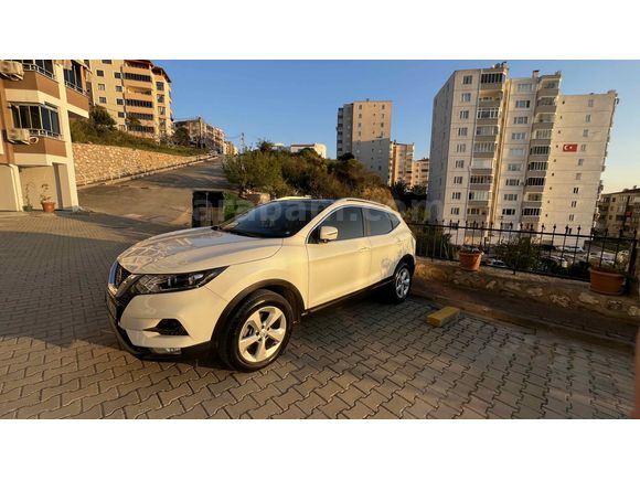 Sahibinden Nissan Qashqai 1.5 dCi Sky Pack 2018 Model  83.000 km Beyaz