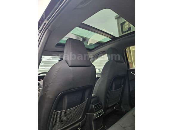 İlk Sahibinden Q4 Sportback Hatasız Boyasız Bayi 14 bin km.