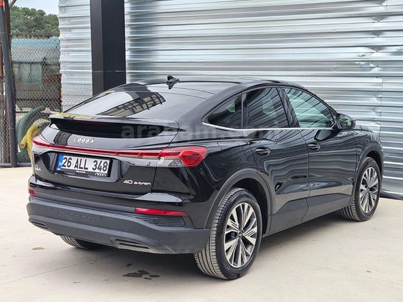 İlk Sahibinden Q4 Sportback Hatasız Boyasız Bayi 14 bin km.