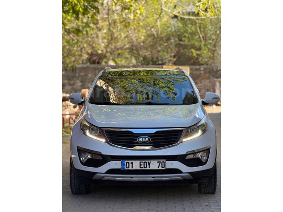 Sahibinden Kia Sportage 1.6 GDI Concept Plus 2013 Model  218.000 km Beyaz