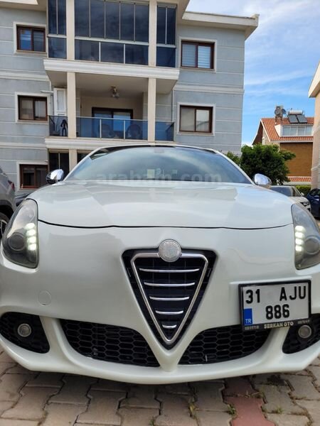 Sahibinden Alfa Romeo Giulietta 1.6 JTD Distinctive 2014 Model Kahramanmaraş 195.500 km Beyaz