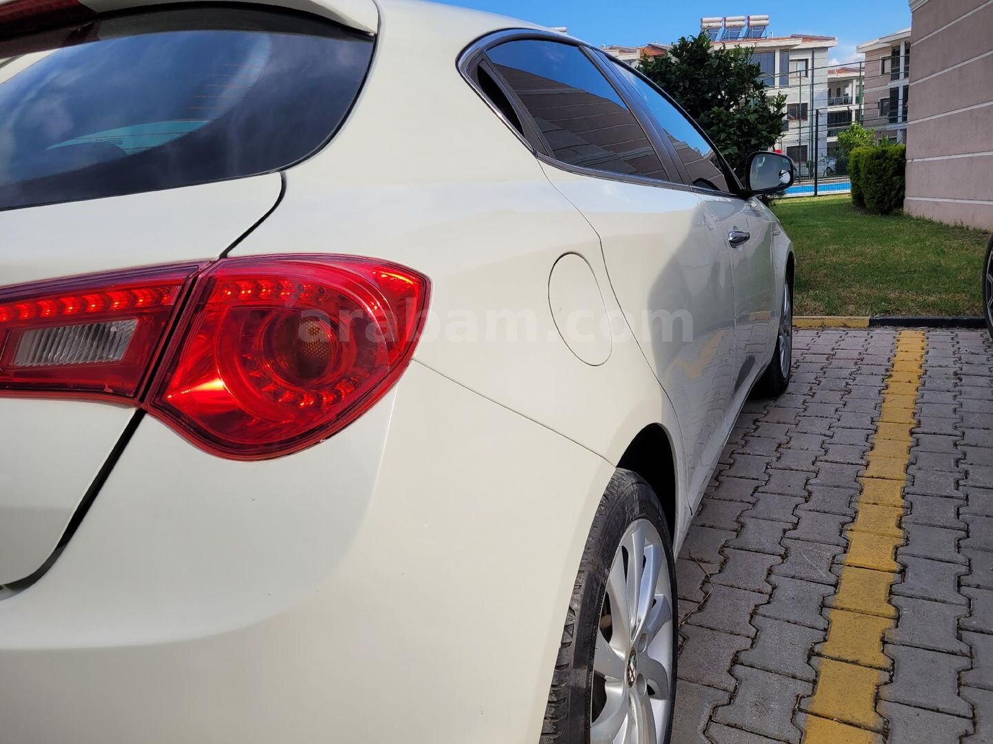 Sahibinden Alfa Romeo Giulietta 1.6 JTD Distinctive 2014 Model Kahramanmaraş 195.500 km Beyaz 5