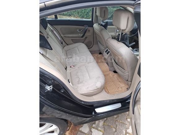 Sahibinden Renault Latitude 1.5 dCi Privilege 2012 Model  343.190 km Siyah