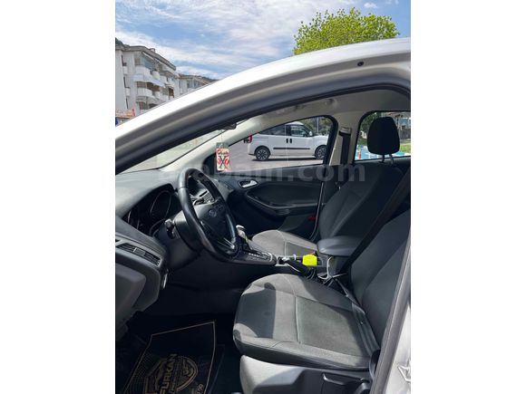 Sahibinden Ford Focus 1.6 Ti-VCT Trend X 2017 Model 
