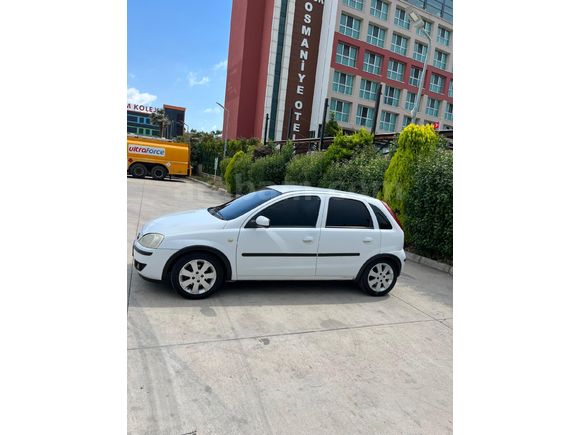 Öğretmenden Opel Corsa 1.4 Enjoy 2004 Model Osmaniye