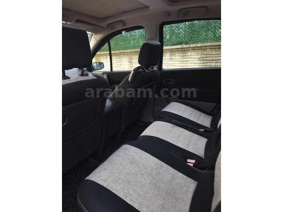 Sahibinden Renault Scenic 1.6 Authentique 2004 Model