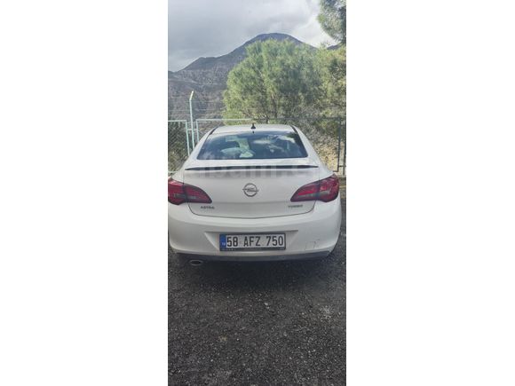 Sahibinden Opel Astra 1.4 T Cosmo 2012 Model
