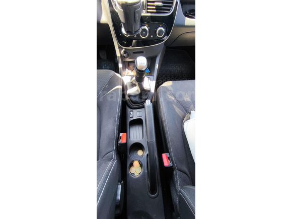 Sahibinden Renault Clio 0.9 TCe Sport Tourer Joy 2020 Model  120.000 km Kırmızı