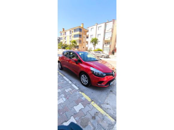 Sahibinden Renault Clio 0.9 TCe Sport Tourer Joy 2020 Model  120.000 km Kırmızı