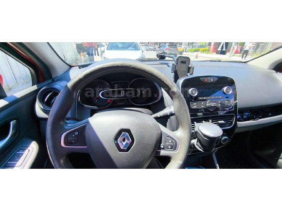 Sahibinden Renault Clio 0.9 TCe Sport Tourer Joy 2020 Model  120.000 km Kırmızı