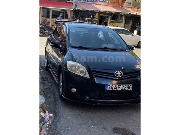 Sahibinden Toyota Auris 1.4 D-4D Comfort Extra 2012 Model 