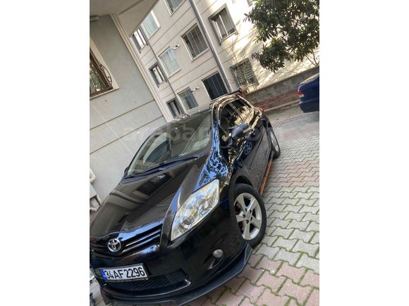 Sahibinden Toyota Auris 1.4 D-4D Comfort Extra 2012 Model 