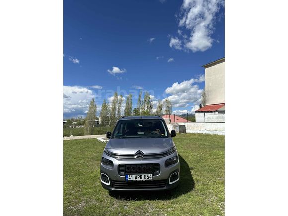 Sahibinden Citroen Berlingo 1.5 BlueHDI Shine 2023 Model 