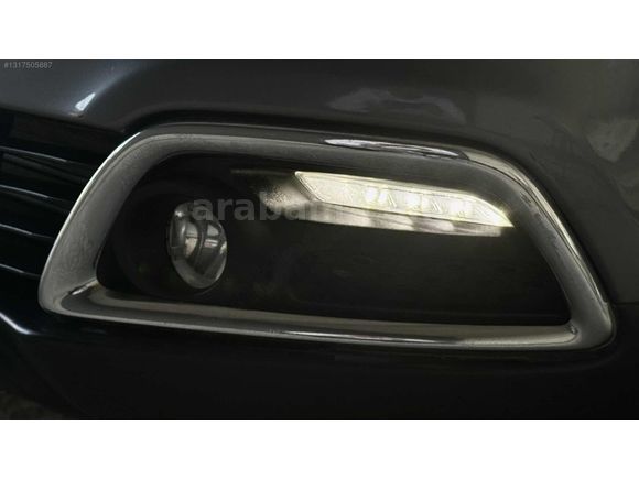 ELİAÇIK'dan MASRAFSIZ BAKIMLI CAPTUR 1.2Tce TOUCH 138.000KM