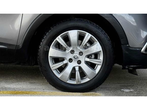 ELİAÇIK'dan MASRAFSIZ BAKIMLI CAPTUR 1.2Tce TOUCH 138.000KM