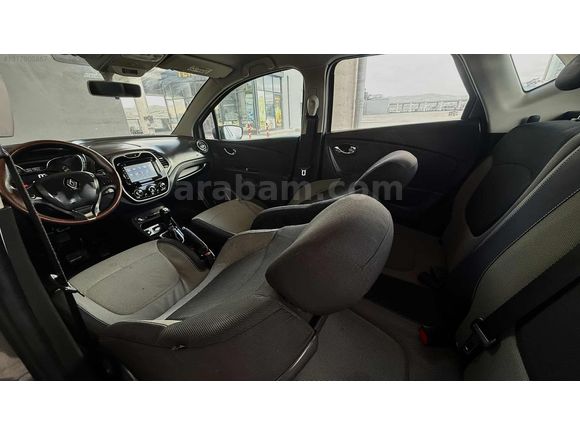 ELİAÇIK'dan MASRAFSIZ BAKIMLI CAPTUR 1.2Tce TOUCH 138.000KM