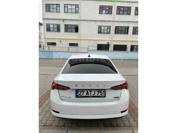 Sahibinden Skoda Octavia 1.5 e-Tec Premium 2020 Model 