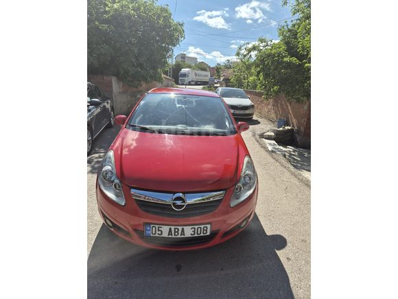 SAHİBİNDEN DÜŞÜK KM CORSA 1.2 BENZINLI MANUEL