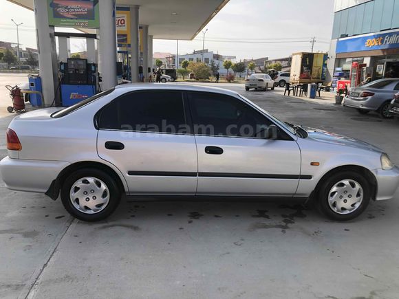 Sahibinden Honda Civic 1.4 i S 2000 Model 