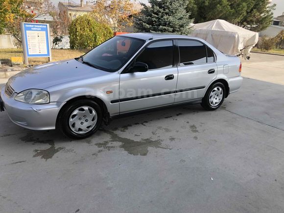 Sahibinden Honda Civic 1.4 i S 2000 Model 
