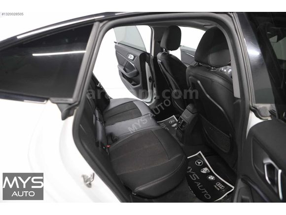 MYS AUTO 2020 BMW 2.16d F.EDİTİON SPORTLİNE CAM TAVAN DEĞİŞENSİZ