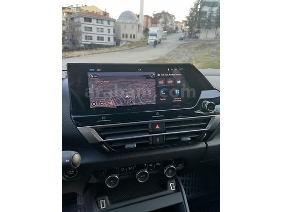 Sahibinden Citroen C4 X 1.2 PureTech Shine 2024 Model