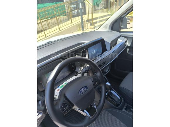 Sahibinden Ford Tourneo Courier 1.0 EcoBoost Deluxe 2025 Model