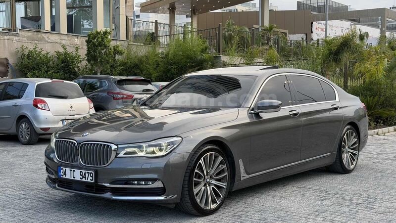 Galeriden BMW 7 Serisi 730i Long Executive Lounge 2016 Model Mersin 201.888 km Gri