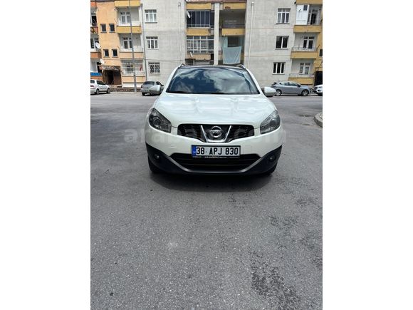Sahibinden Nissan Qashqai 1.5 dCi Tekna Sky Pack 2013 Model