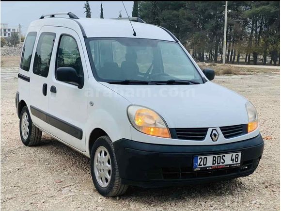 Sahibinden Renault Kangoo Multix 1.5 dCi Authentique 2006 Model  242.000 km Beyaz