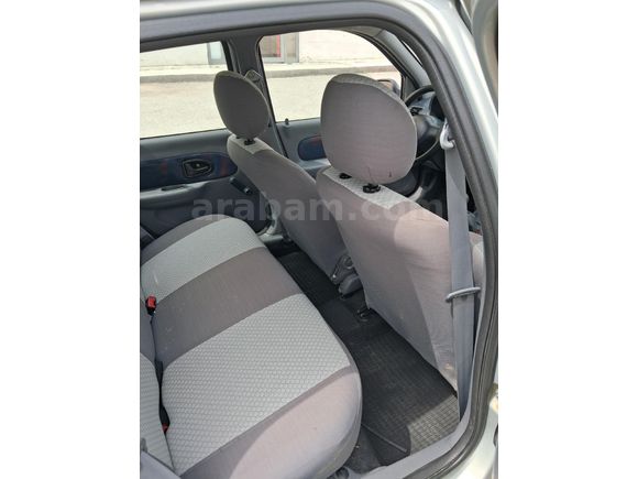 Sahibinden çok temiz  Renault Clio 1.4 RNA 2000 Model  103.000 km Gri