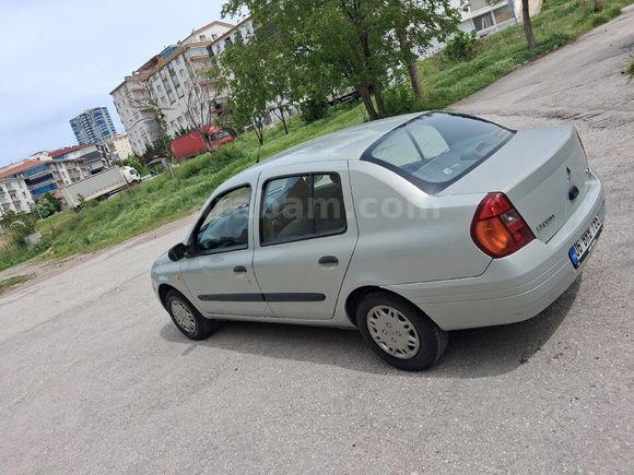 Sahibinden çok temiz  Renault Clio 1.4 RNA 2000 Model  103.000 km Gri