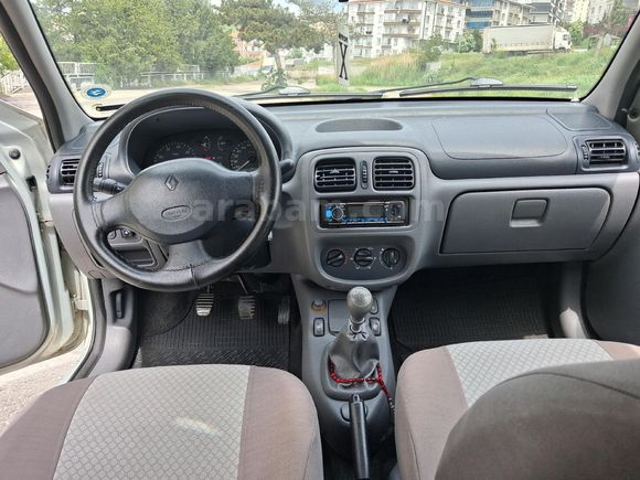 Sahibinden çok temiz  Renault Clio 1.4 RNA 2000 Model  103.000 km Gri