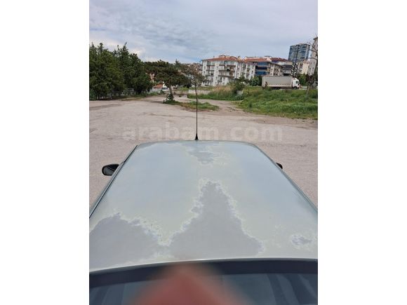 Sahibinden çok temiz  Renault Clio 1.4 RNA 2000 Model  103.000 km Gri