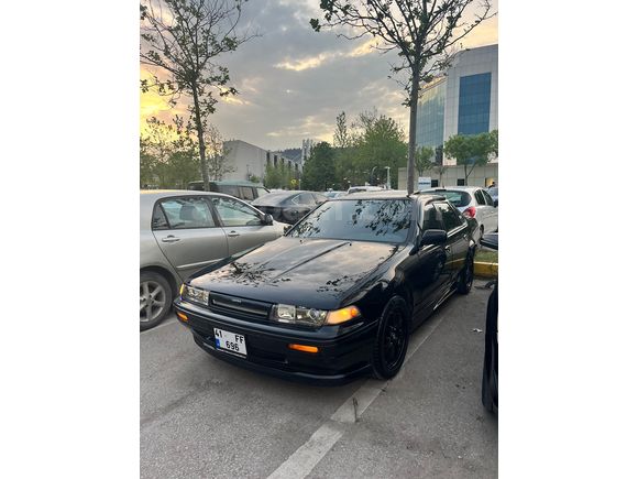 26. Yıllık Sahibinden temiz Nissan Laurel Altima 2.0 1991 Model 