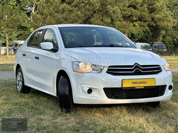 EMS GARAJ'DAN HATASIZ BOYASIZ TERTEMİZ 177 BİN KM 1.6 C ELYSE!
