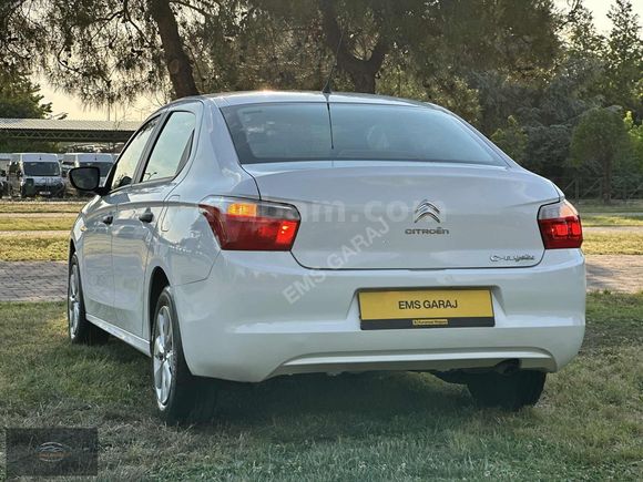EMS GARAJ'DAN HATASIZ BOYASIZ TERTEMİZ 177 BİN KM 1.6 C ELYSE!
