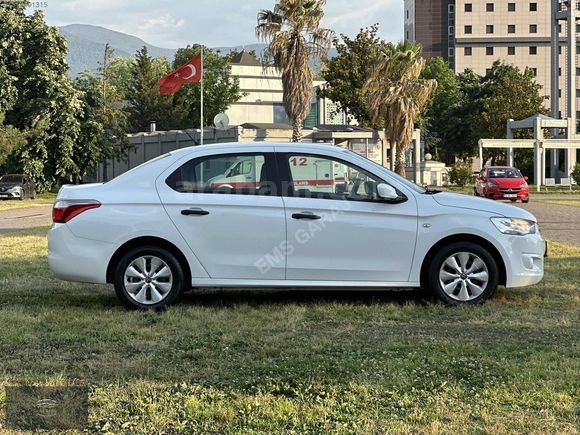 EMS GARAJ'DAN HATASIZ BOYASIZ TERTEMİZ 177 BİN KM 1.6 C ELYSE!