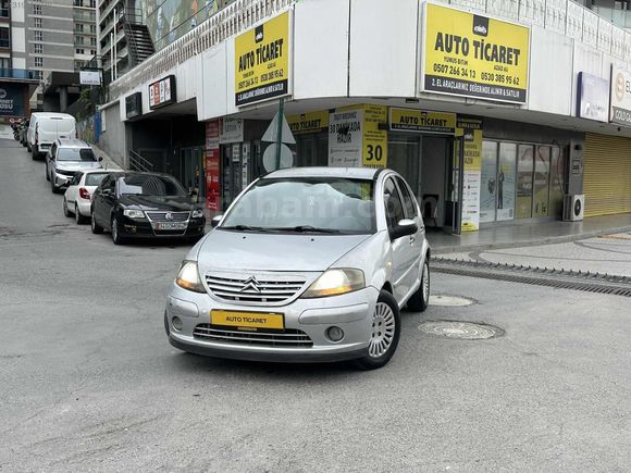 AUTO TİCARETTEN C3 DİJİTAL KLİMA ORJ KM HASAR KAYITSIZ