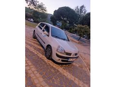 Sahibinden Renault Clio 1.4 Dynamique 2004 Model