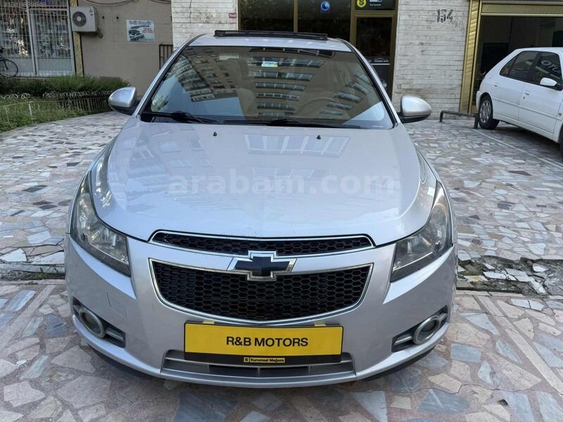 Galeriden Chevrolet Cruze 1.6 LS 2010 Model İstanbul 251.000 km Gri