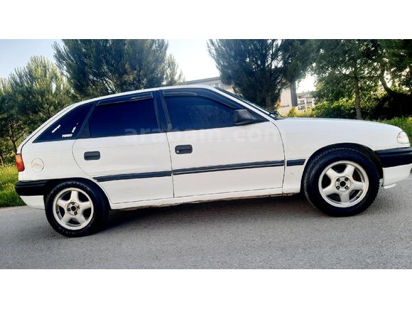 94 MODEL OPEL ASTRA 1.6 BENZİN LPG’Lİ